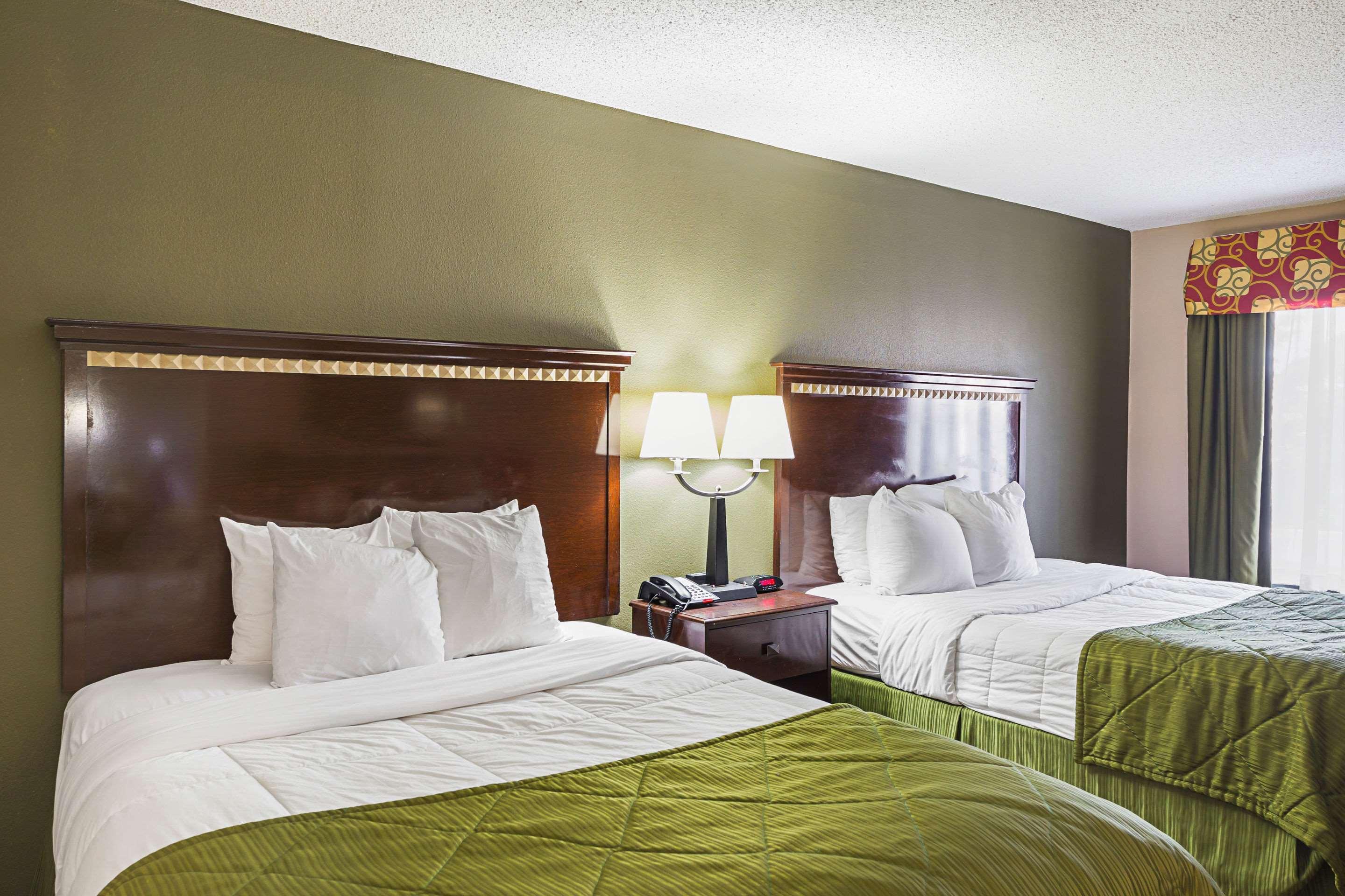 Quality Inn & Suites Greenville - Haywood Mall Kültér fotó
