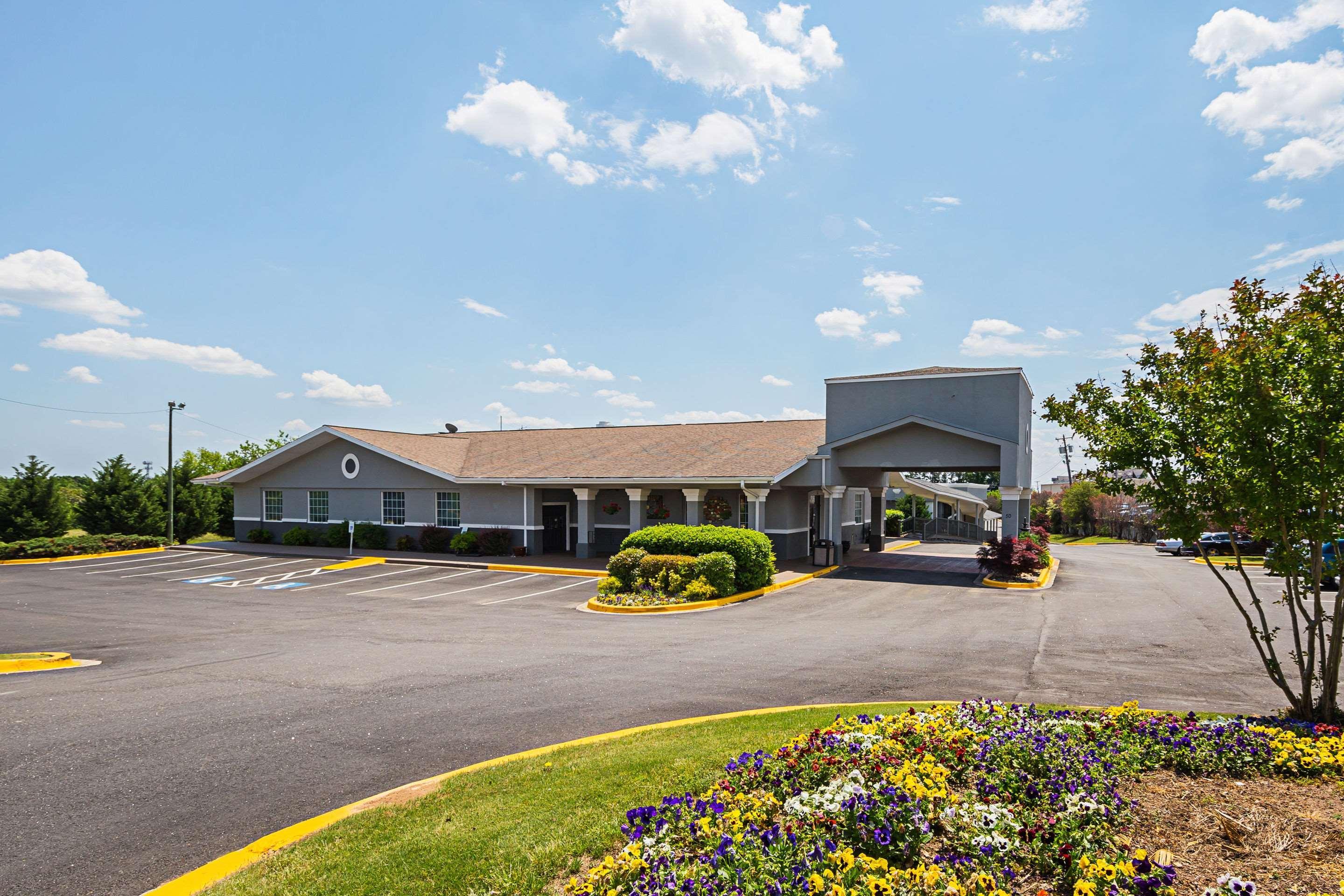 Quality Inn & Suites Greenville - Haywood Mall Kültér fotó