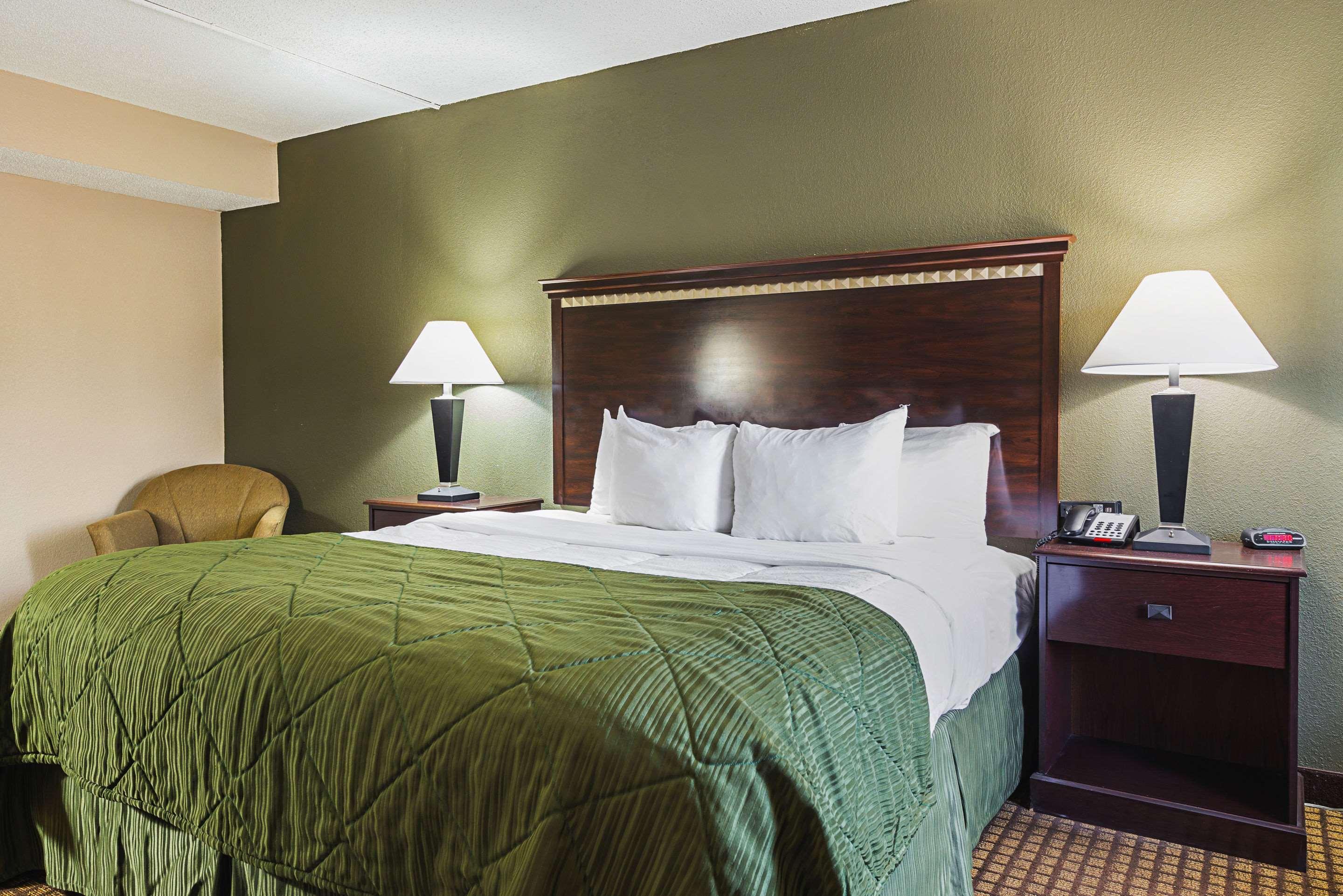 Quality Inn & Suites Greenville - Haywood Mall Kültér fotó